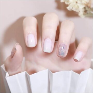 Las uñas jelly-milk están marcando tendencia.